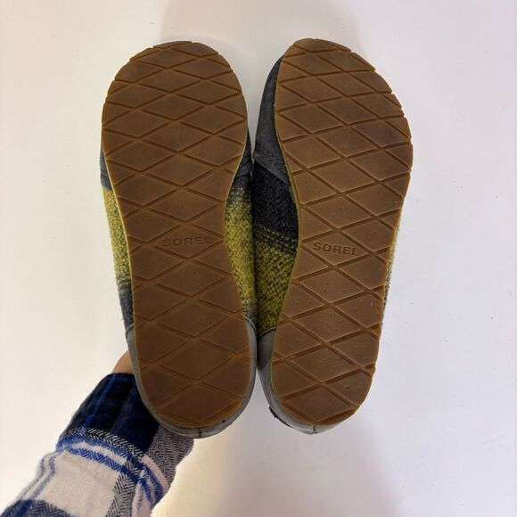 Sorel Women's Gray and Green Plaid Wool Flats 10.5 - Picture 7 of 8